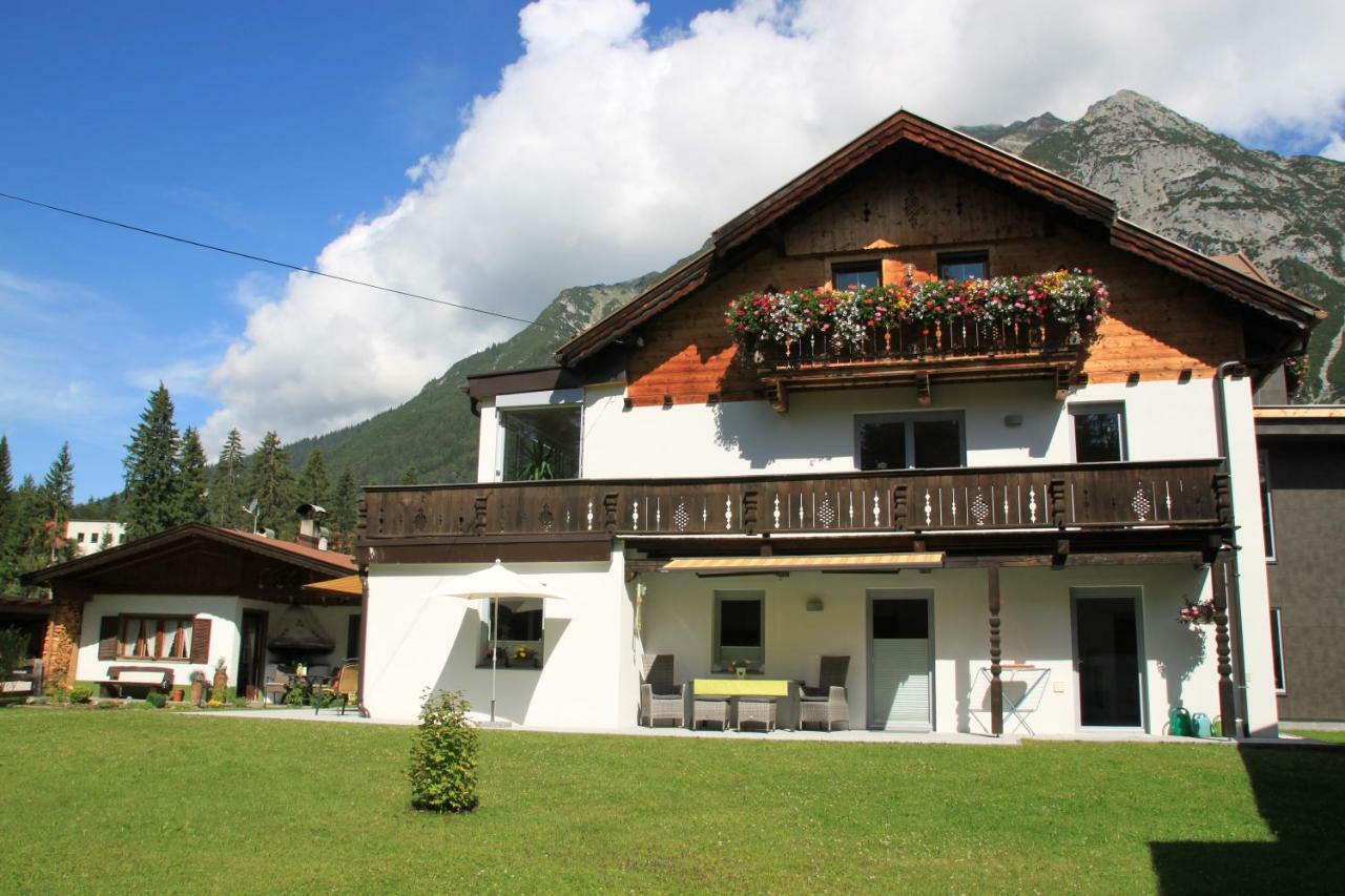 Ferienhaus Tannenblick Leutasch Extérieur photo