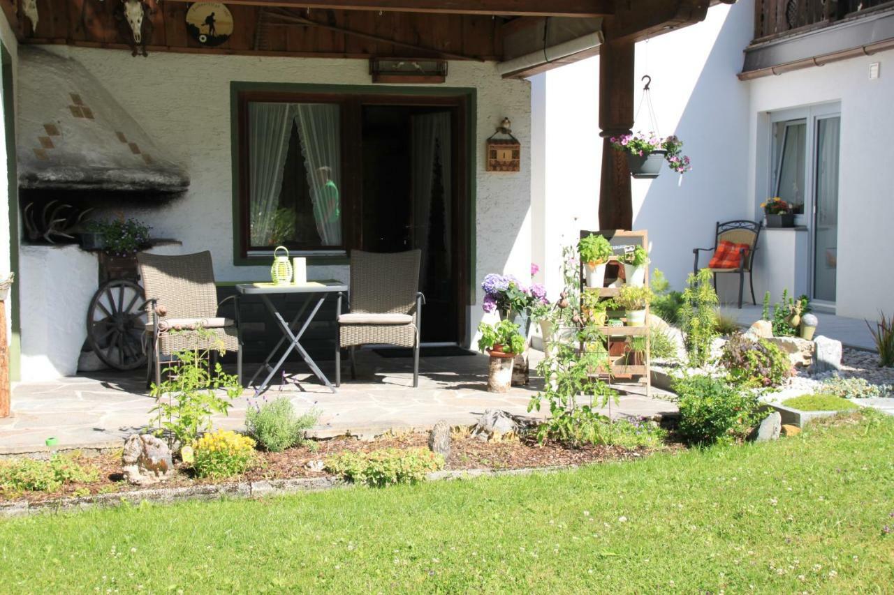 Ferienhaus Tannenblick Leutasch Extérieur photo